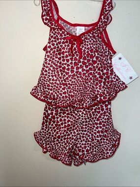 Red Heart Print Ruffle 2 piece Shortie Pajamas.